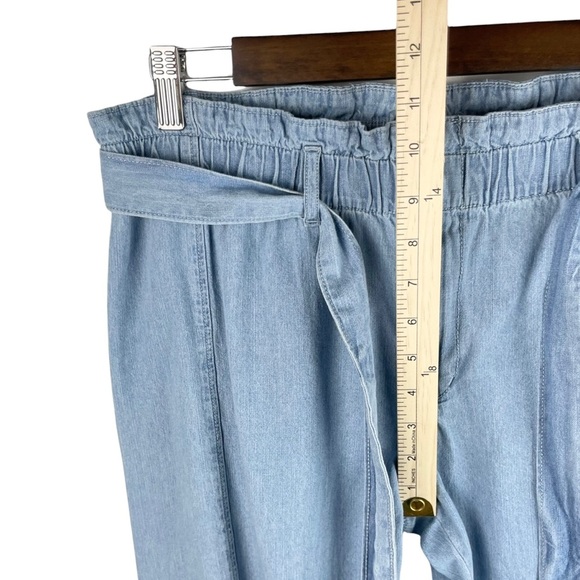 Junk Food x Disney Blue Chambray Mickey Mouse Embroidered Tapered Pants Sz M - Picture 5 of 9